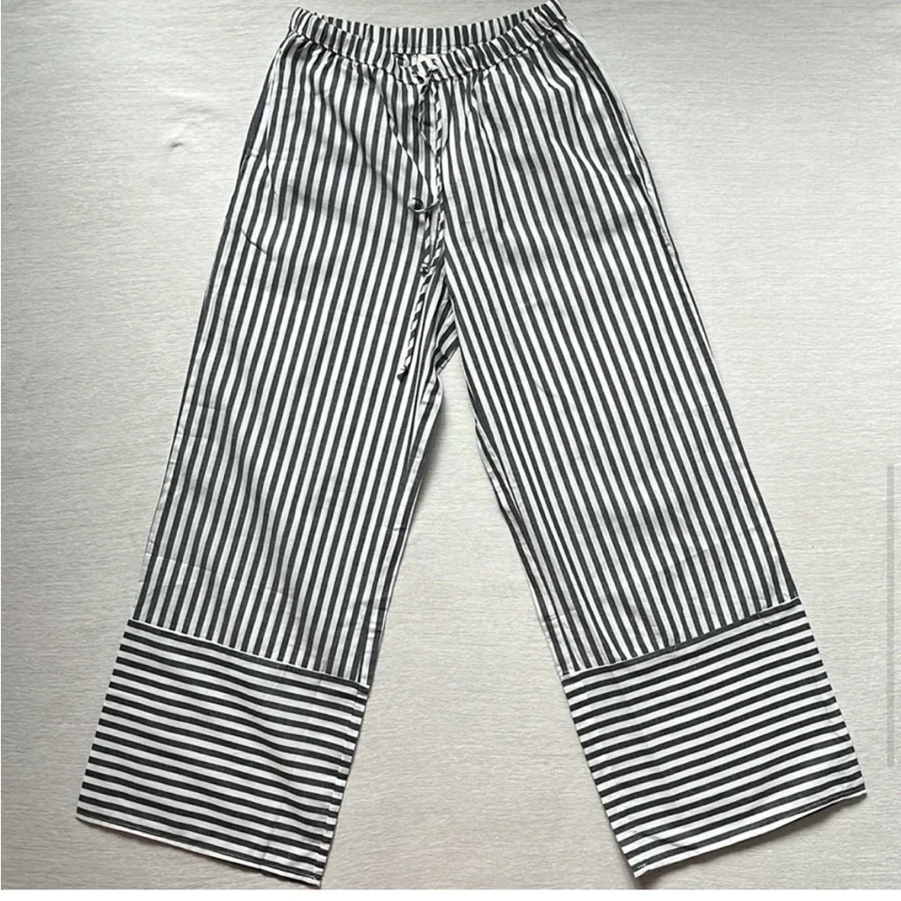 New NIA oasis cropped pants set, Angela cropped top, blue strip, coordinated set - Picture 8 of 10